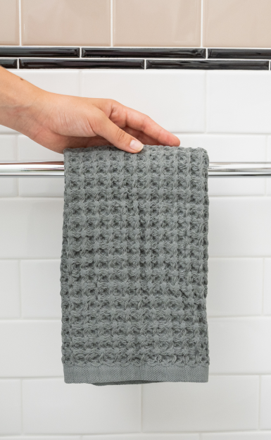 artistic hanging of silverthread body and hand towels.